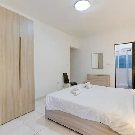 شقة Cozy 3br Sliema Apt Near Promenade Fully Furnished By 360 Estates