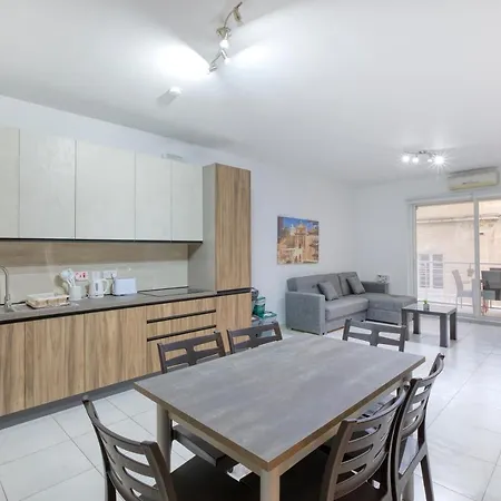 Daire Cozy 3br Sliema Apt Near Promenade Fully Furnished By 360 Estates *