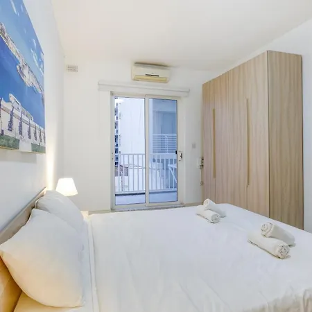 Cozy 3br Sliema Apt Near Promenade Fully Furnished By 360 Estates *