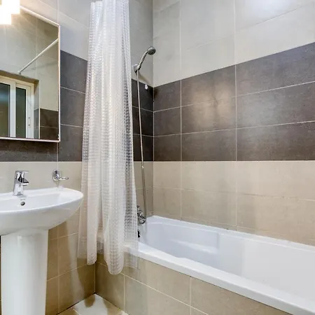 Cozy 3br Sliema Apt Near Promenade Fully Furnished By 360 Estates Daire